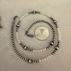 ❤️ 18” 3mm 6mm Desert Pearls & Fresh Water Pearls Native Made Navajo Sterling